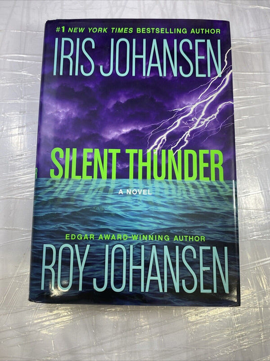 Silent Thunder 1st Print - Iris Johansen, 9780312367992, hardcover VERY GOOD