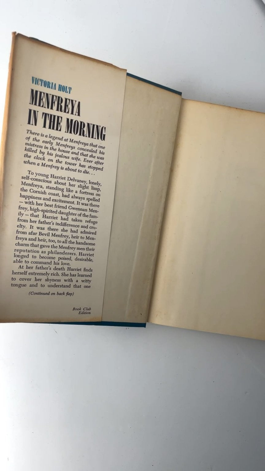 Menfreya in the Morning Victoria Holt 1966 Book Club Edition Gothic Romance