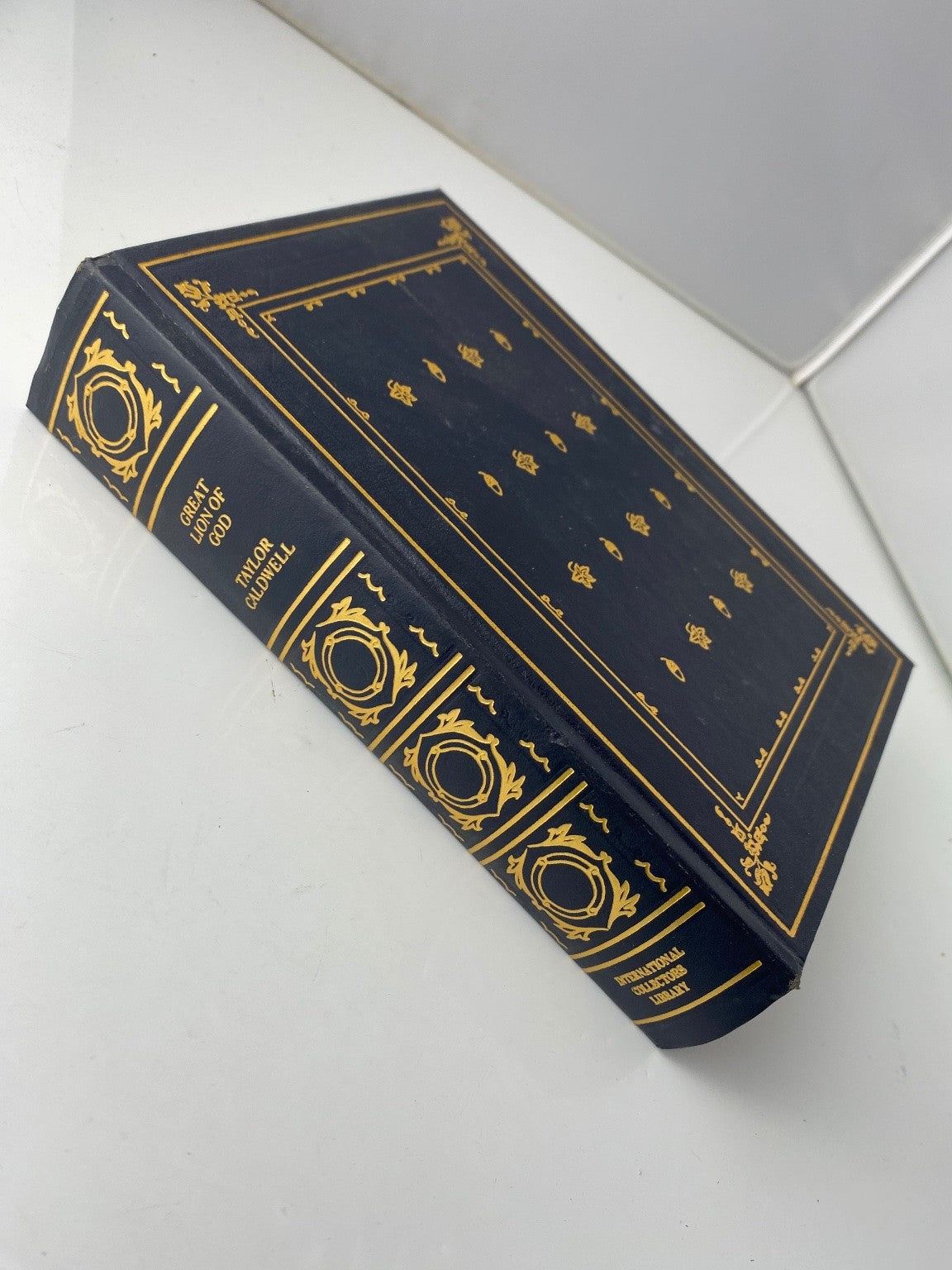 Great Lion of God Taylor Caldwell International Collectors Library