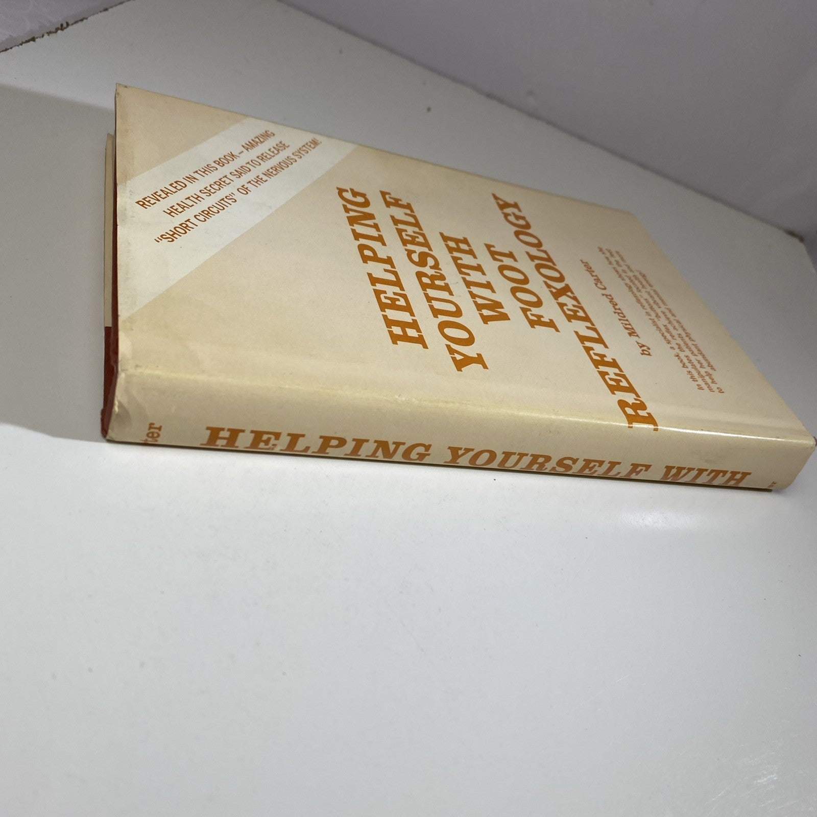 Helping Yourself With Foot Reflexology by Mildred Carter Parker Publishing 1969