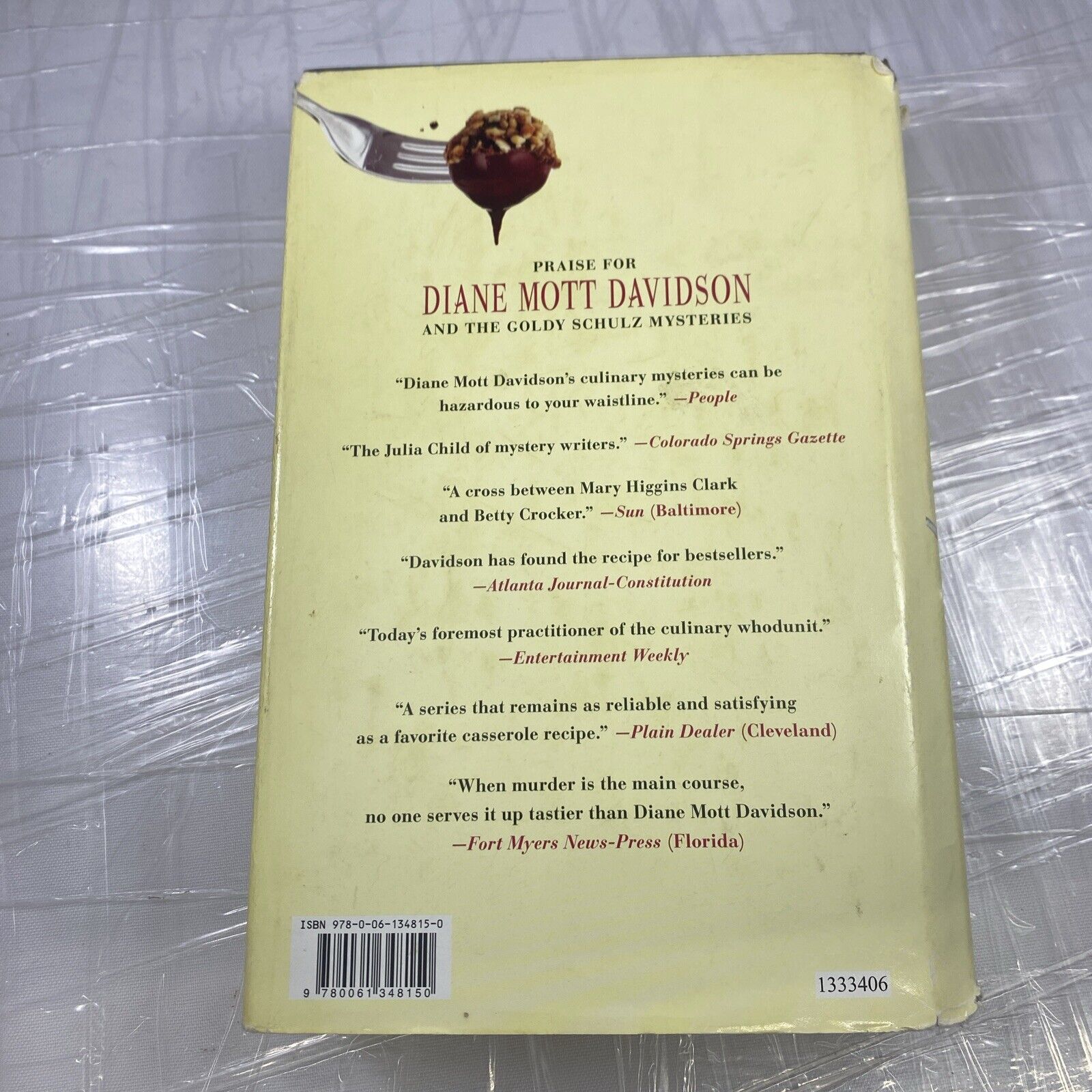Goldy Schulz Culinary Mysteries Ser.: Crunch Time : A Novel of Suspense by Diane
