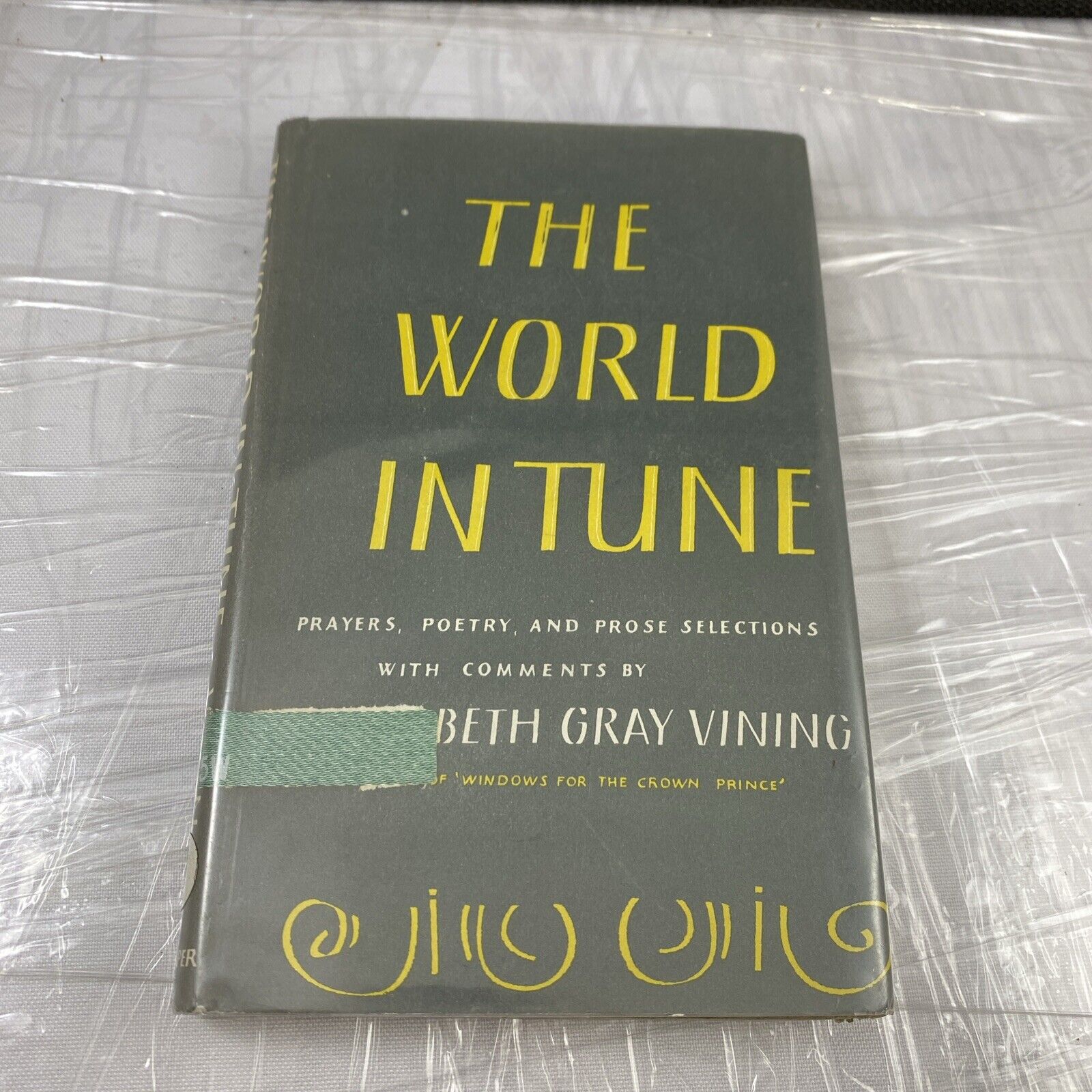 THE WORLD IN TUNE by Elizabeth Gray Vining Vintage Poetry STL County EX LIBRARY