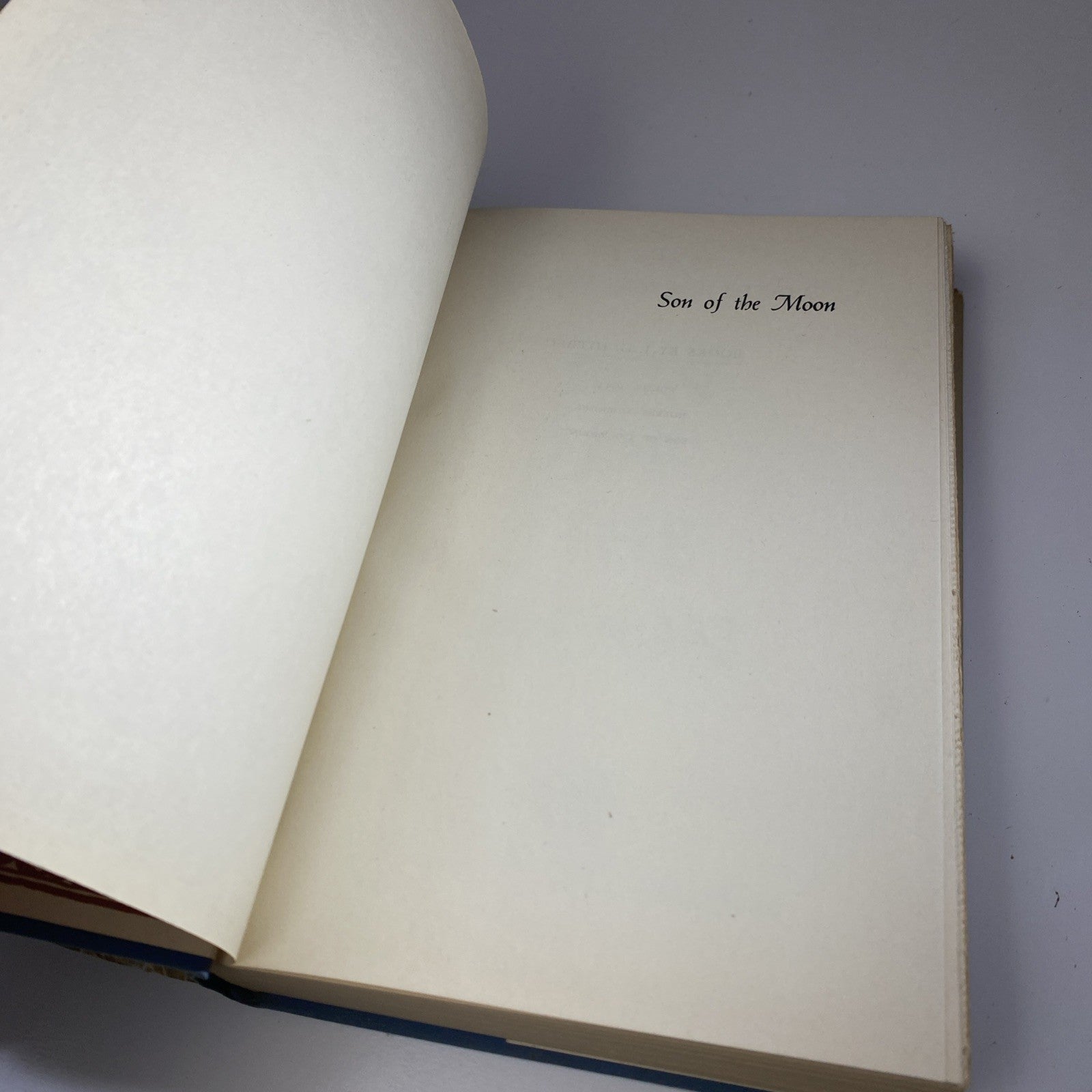 India Novel Son of the Moon by Joseph George Hitrec HCDJ 1948 1st edition Print