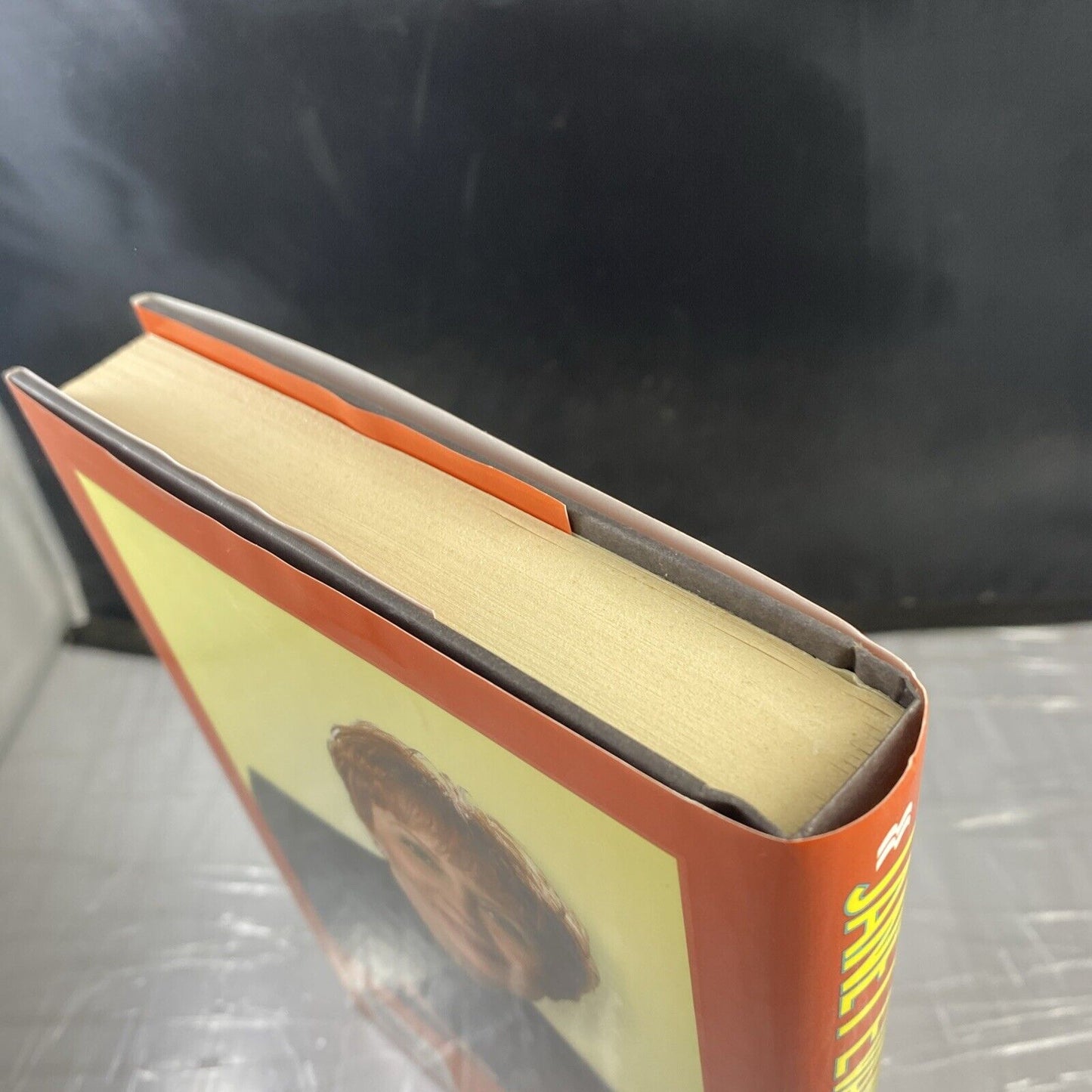 Janet Evanovich Hardcover Book- To The Nines - Hardcover VG! Book club Ed
