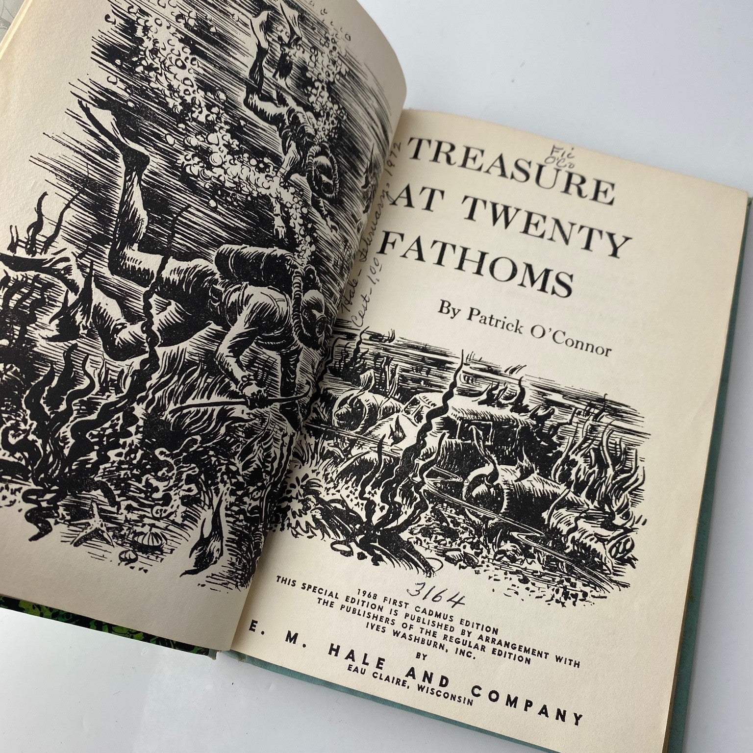 Vintage chapter book Treasure at Twenty Fathoms Patrick O'Connor 1968 1st ed