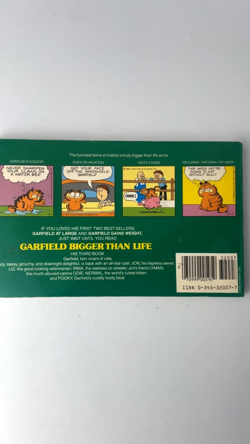 Garfield Bigger Than Life by Jim Davis First Ballantine Books Edition 1981