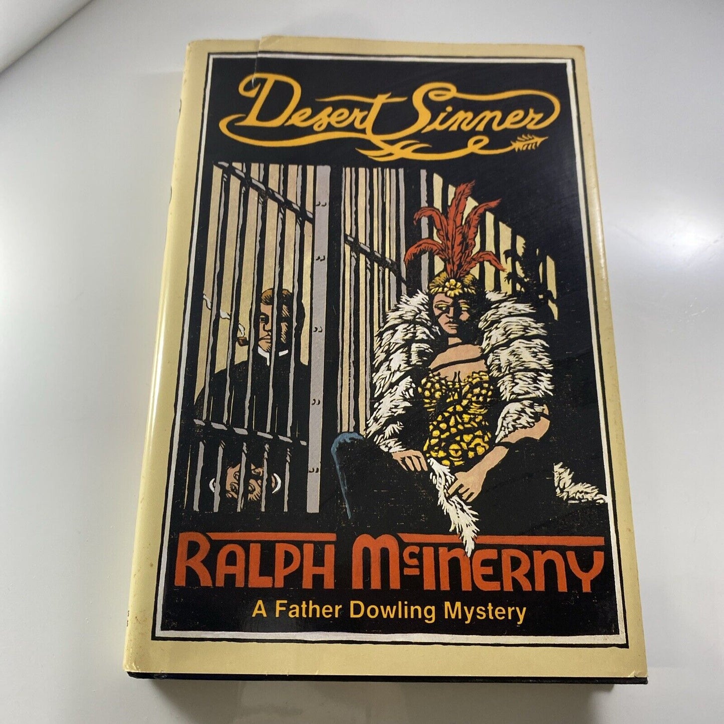 Desert Sinner by Ralph McInerny (1992, Hardcover) Very Good Vintage Book