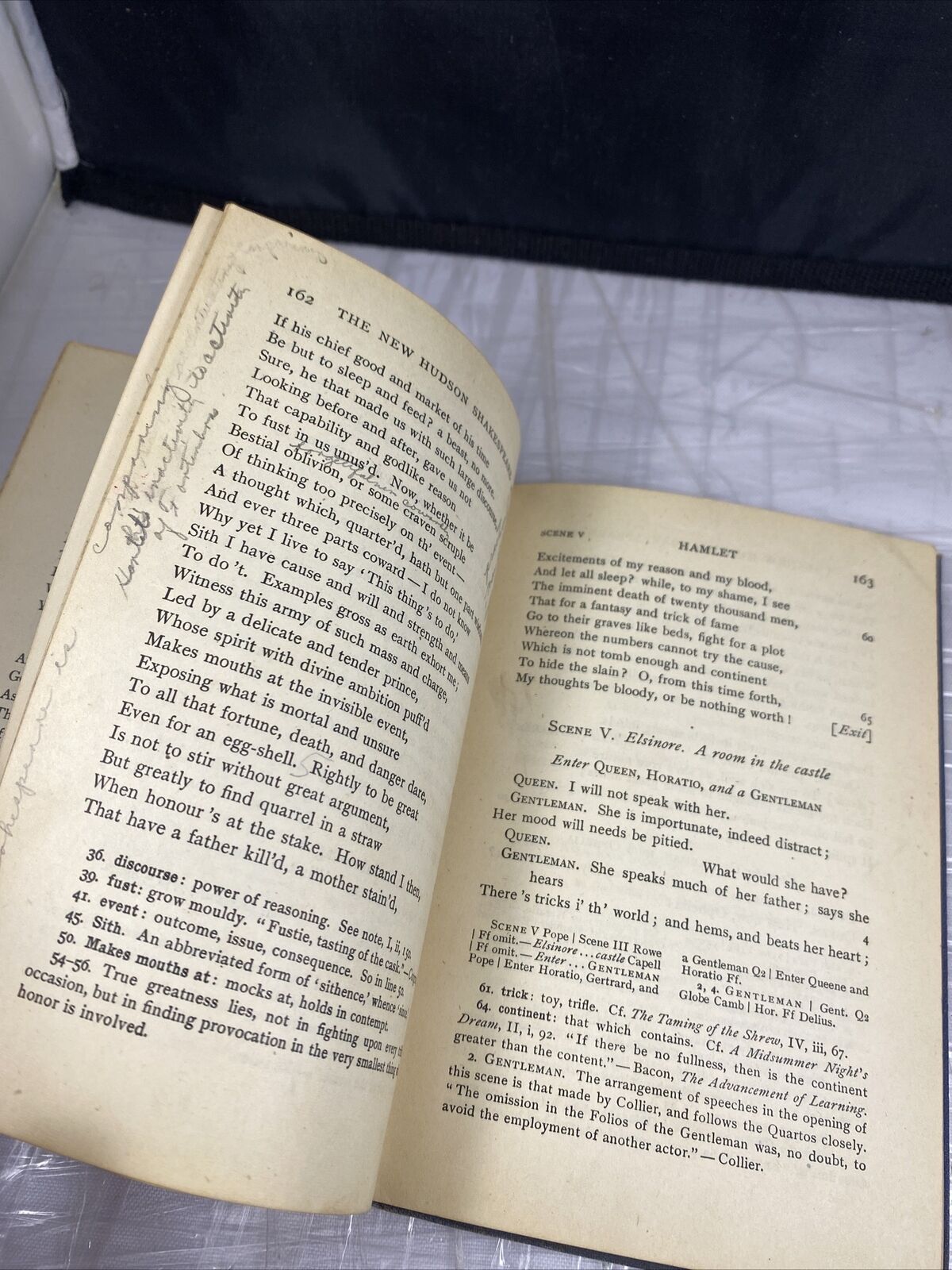 1939 Unique Kiss Imprint Lips In The Tragedy Hamlet The New Hudson Shakespeare