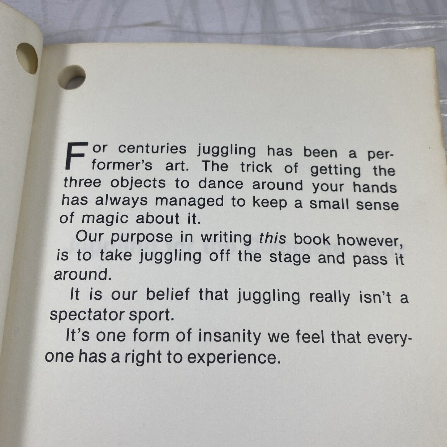 Juggling For The Complete Klutz Softcover Book No Beanbags Vintage DIY Guidebook
