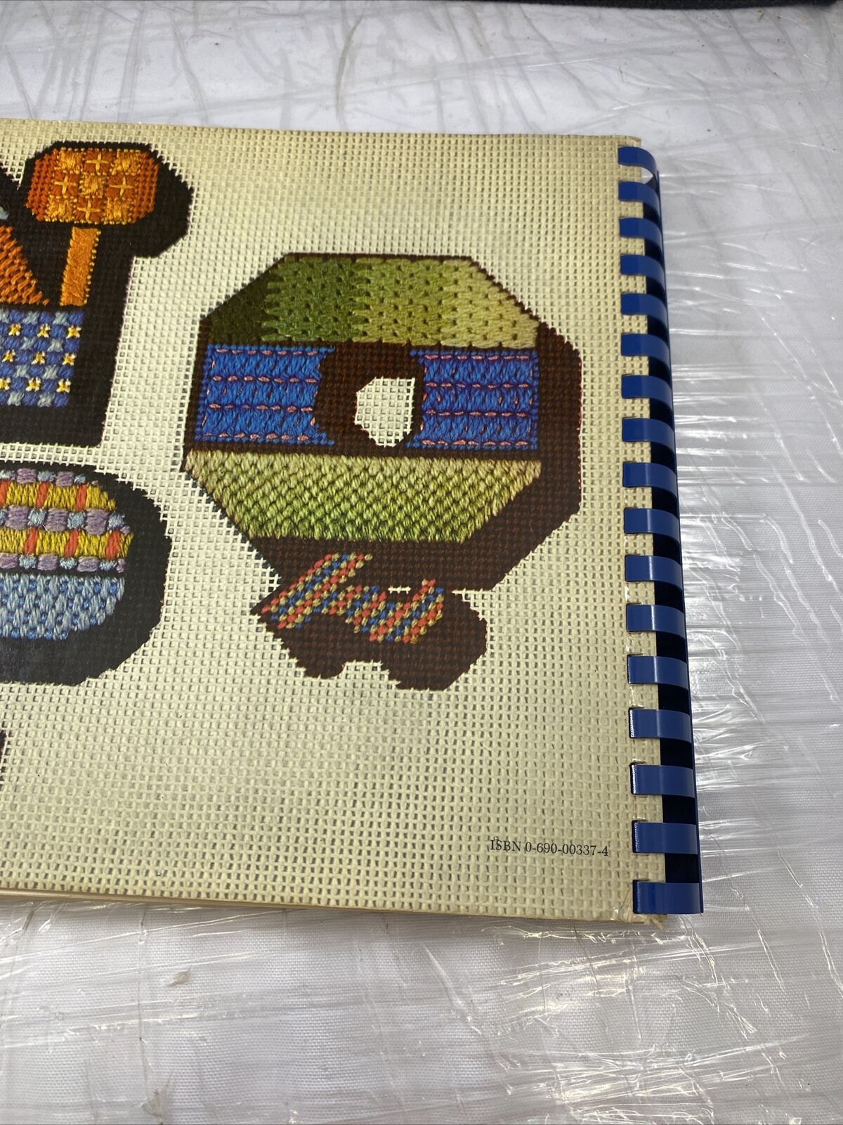 1972 Carolyn Ambuter's Complete Book Needlepoint Easy Stitch Vintage 70s Craft