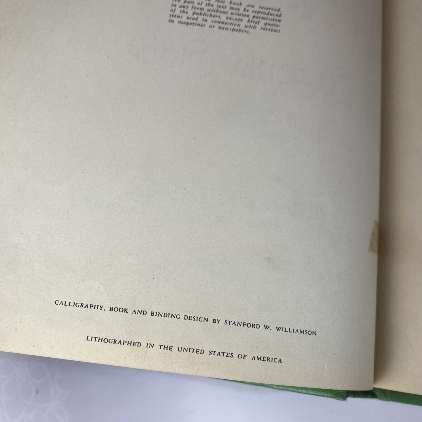 1948 ROBIN HOOD'S ARROW BOOK BY EUGENIA STONE RARE GREEN EX Library REBOUND