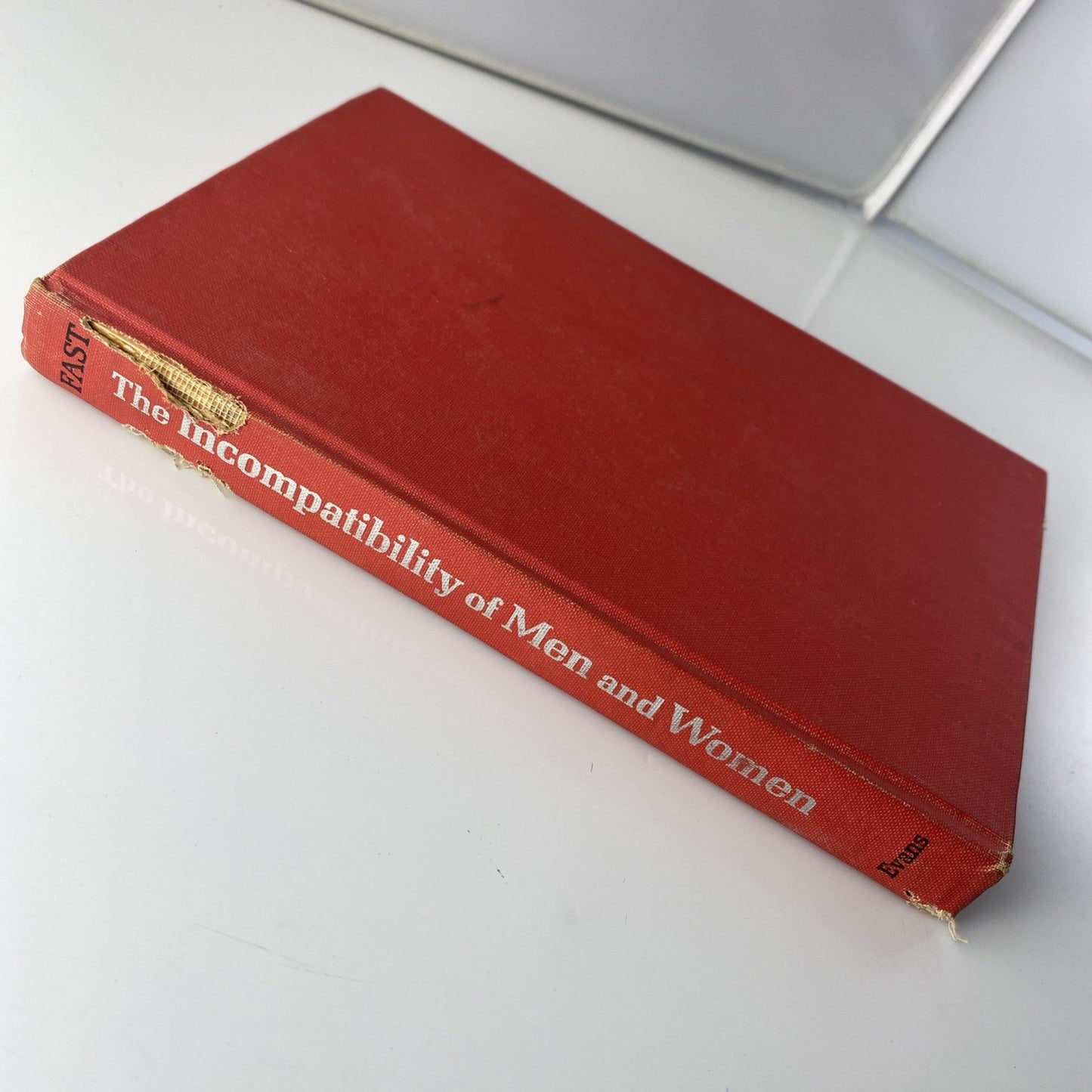 Julius FAST / Incompatibility of Men and Women  70s Dating Advice. Vintage