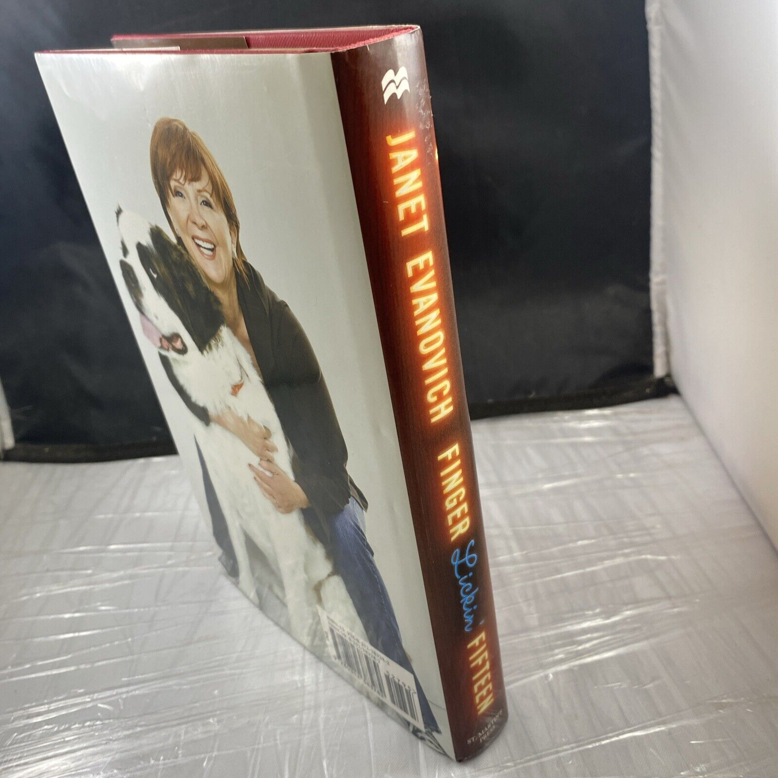 Finger Lickin' Fifteen By Janet Evanovich A Stephanie Plum Novel First Print!!