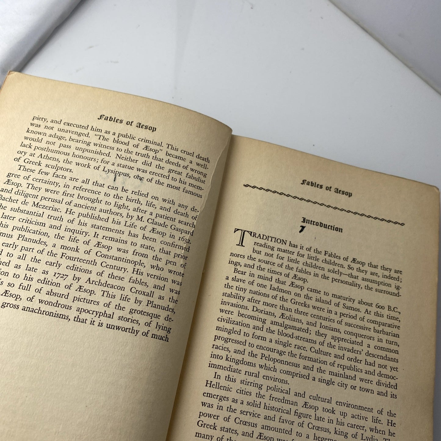 Fables of Aesop Compiled by Willis Parker Illustrated by Charles Bennett 1931 HC