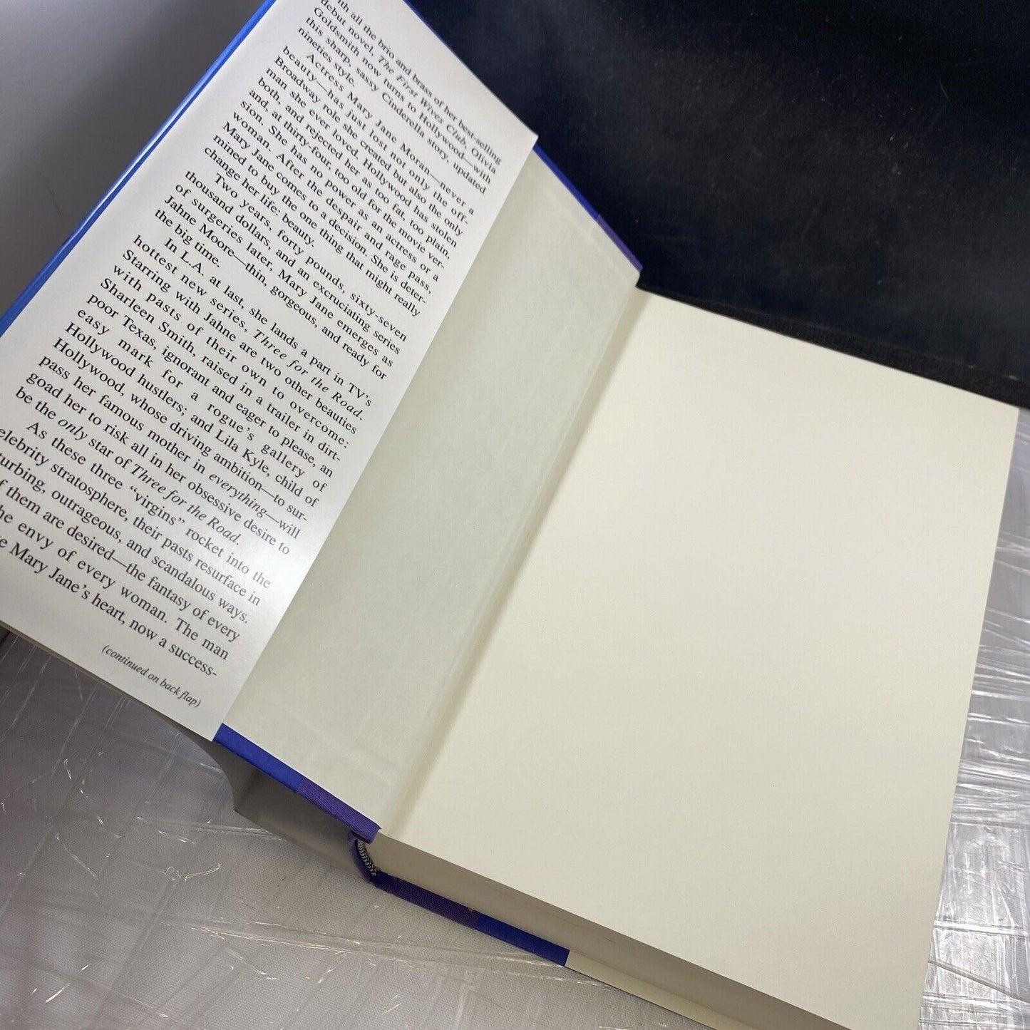 Flavor Of The Month by Olivia Goldsmith 1993 Hardcover 1stEdition Poseidon Press