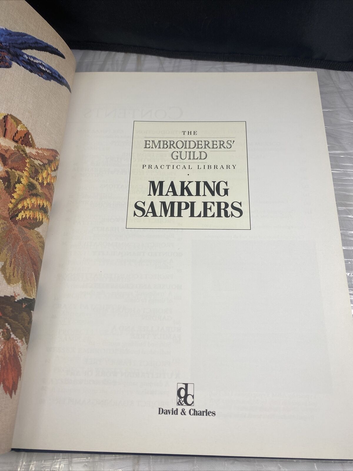 The Embroiderers' Guild Practical Library: Making Samplers Hardcover Art Crafts