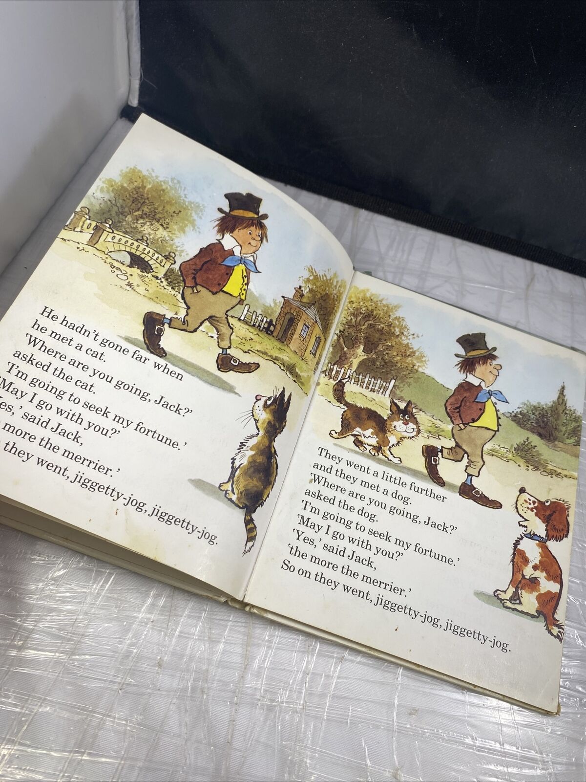 Jack and the Robbers By Jill Bennett, Val Biro. Rare Vintage Kids Book