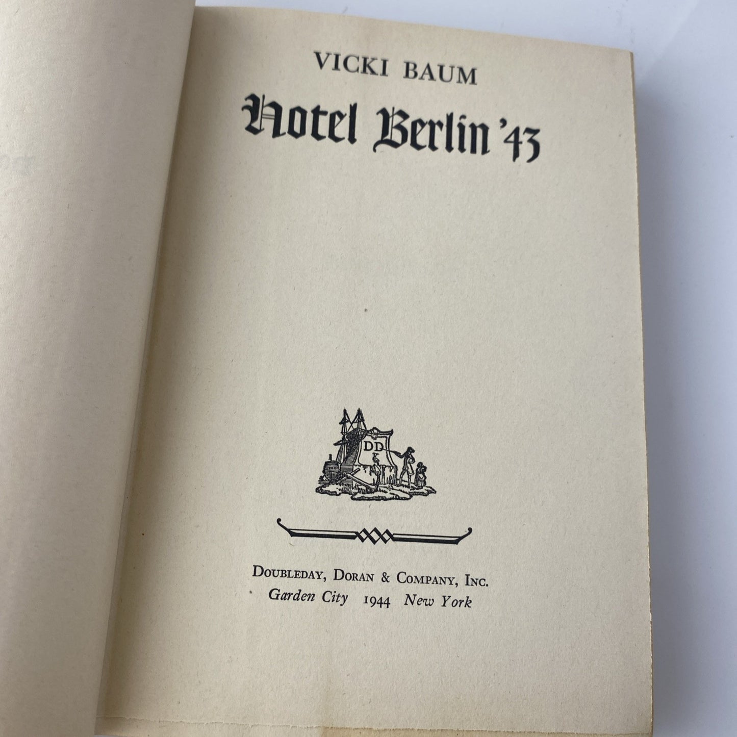 Hotel Berlin '43  (BCE) by Baum, Vicki Hardback Dust Jacket