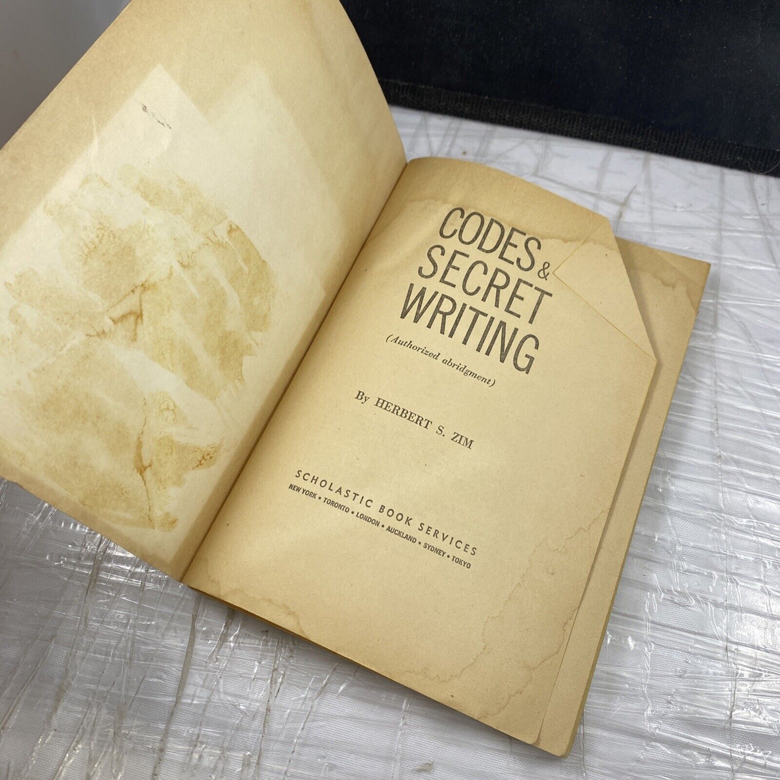 Codes & Secret Writing 1966 Vintage Scholastic Book Services Herbert S. Zim