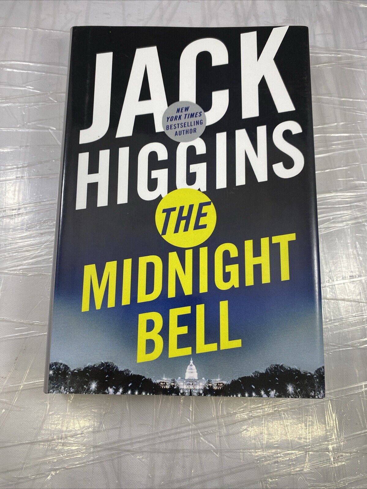 The Midnight Bell - 9780399185304, Jack Higgins, hardcover BCE VERY GOOD!