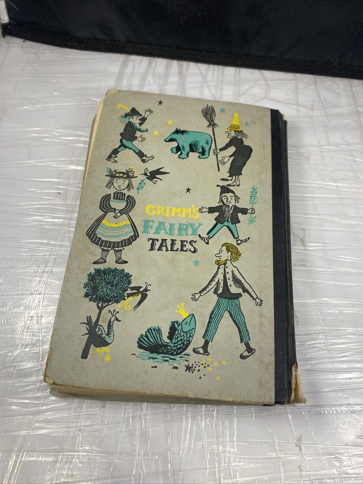 Vintage Grimm’s Fairy Tales Junior Delyux Edition 1960s Hard Back Book