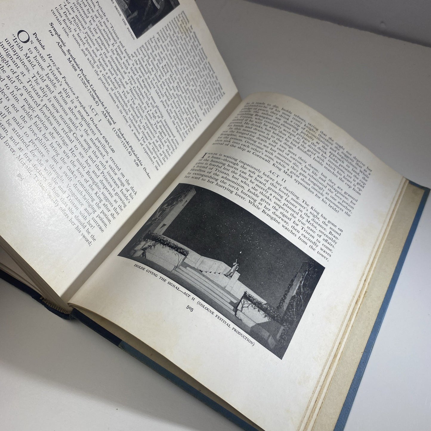 The Victor Book of the Opera, Hardcover, 1936, 10th Edition, Illustrated, Storie