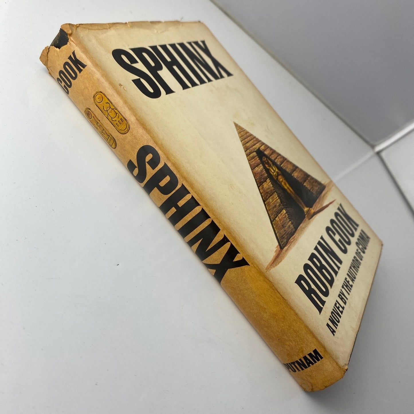 Sphinx Robin Cook 1979 Book Club Edition Thriller G.P. Putnam's Sons