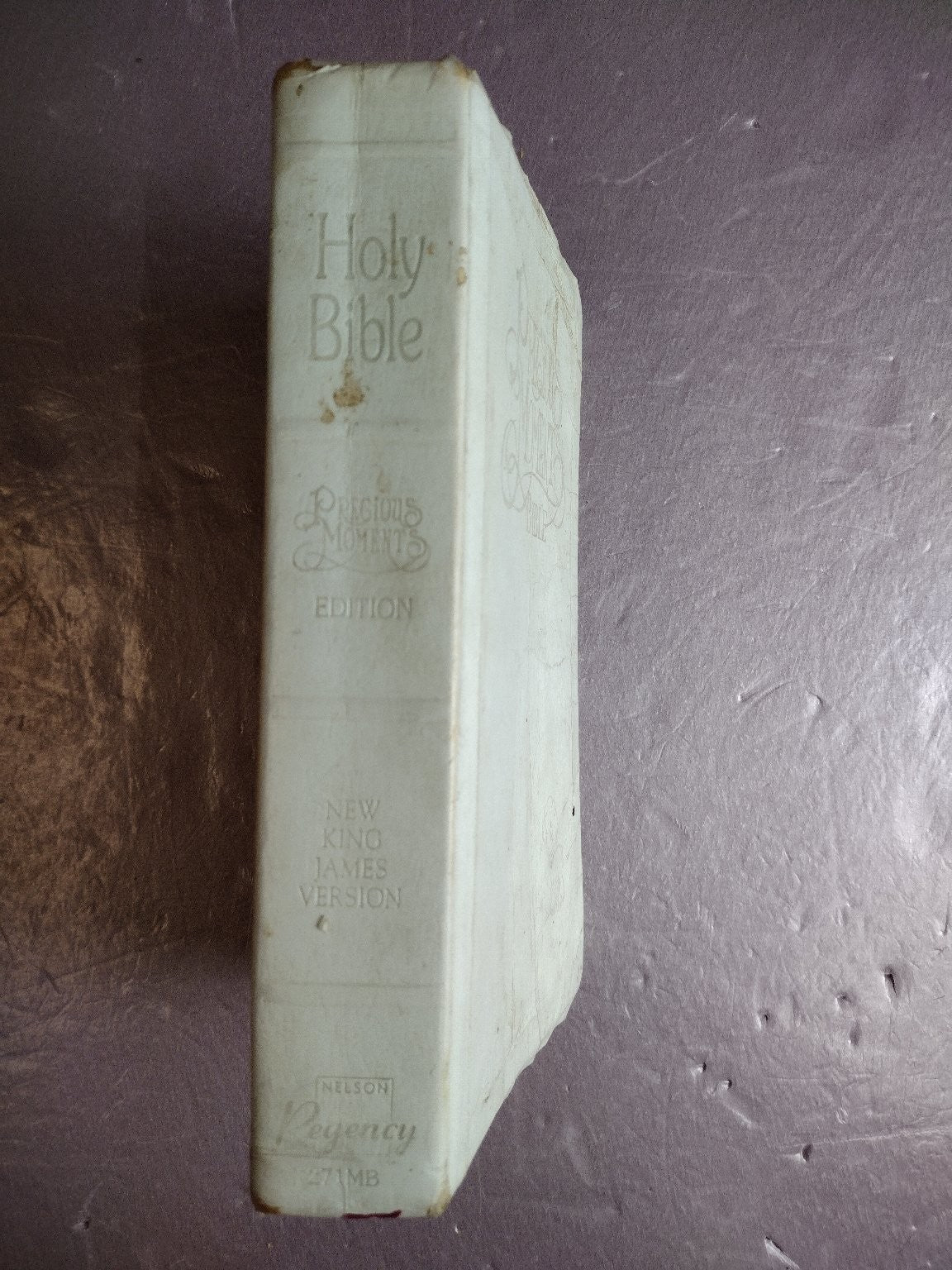 Precious Moments Bible New King James Version 1995 Nelson Regency