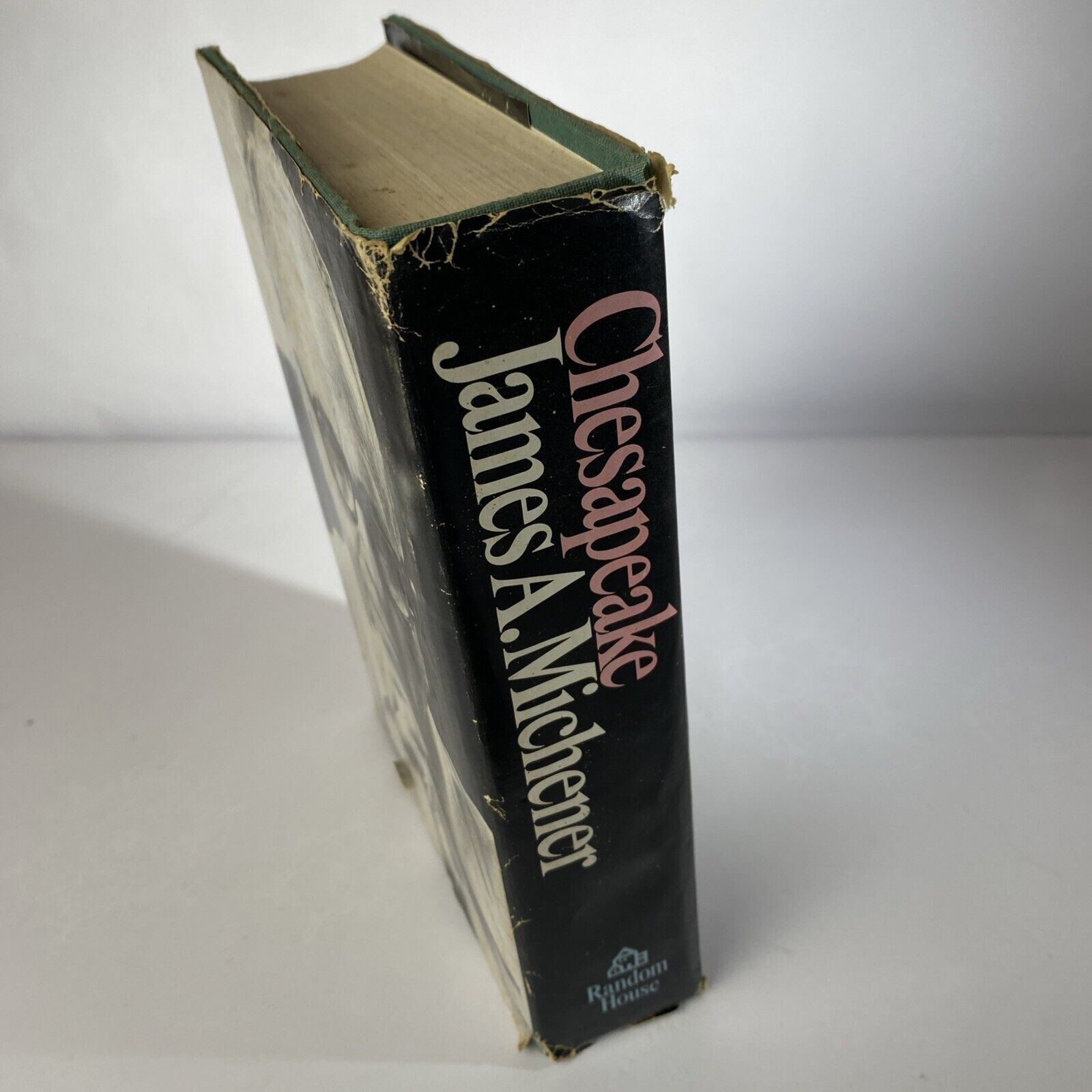 Chesapeake Michener, James A. hardcover Acceptable Fiction Novel