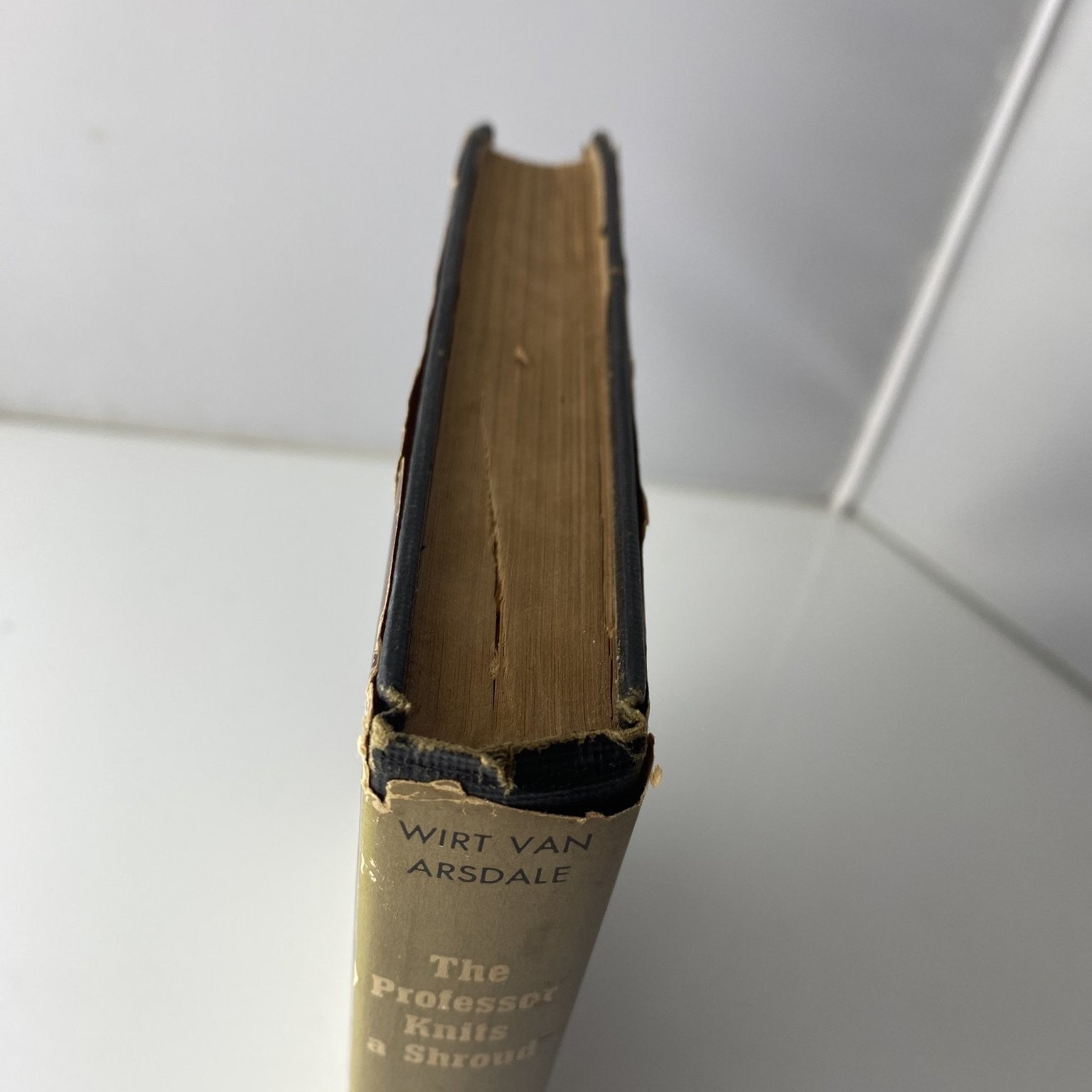 The Professor Knits a Shroud Wirt Van Arsdale 1951 First Edition Crime Club