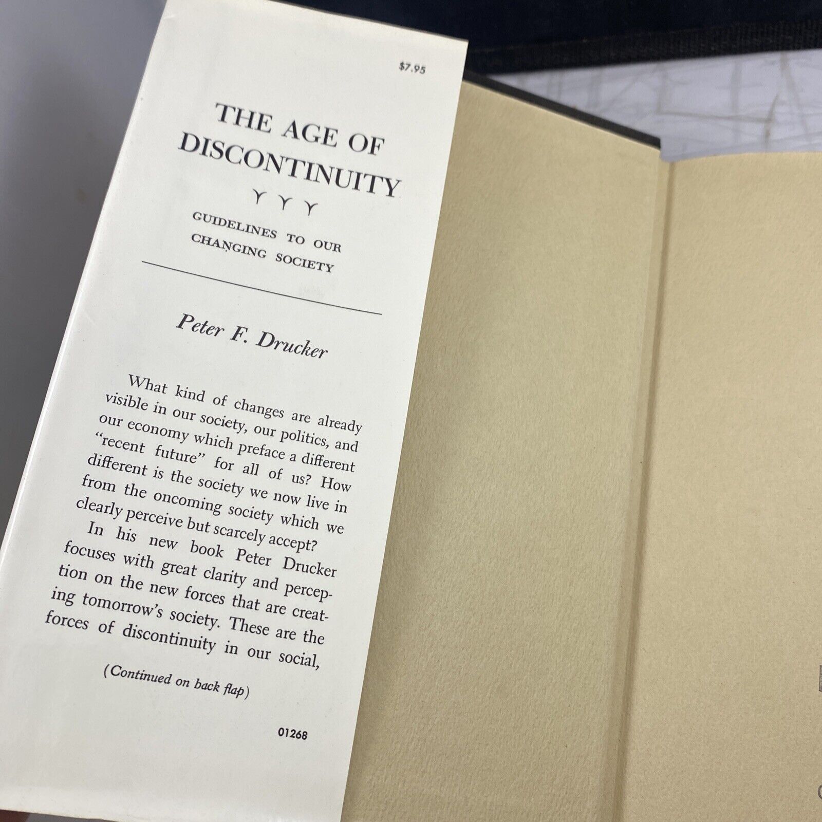 Age of Discontinuity 1ST Edition Rare Vintage Sociology Philosophy 70s 60s