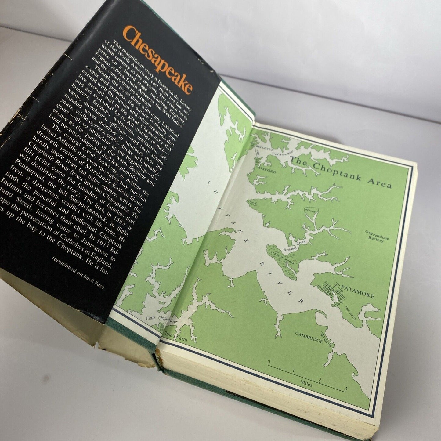 Chesapeake Michener, James A. hardcover Acceptable Fiction Novel