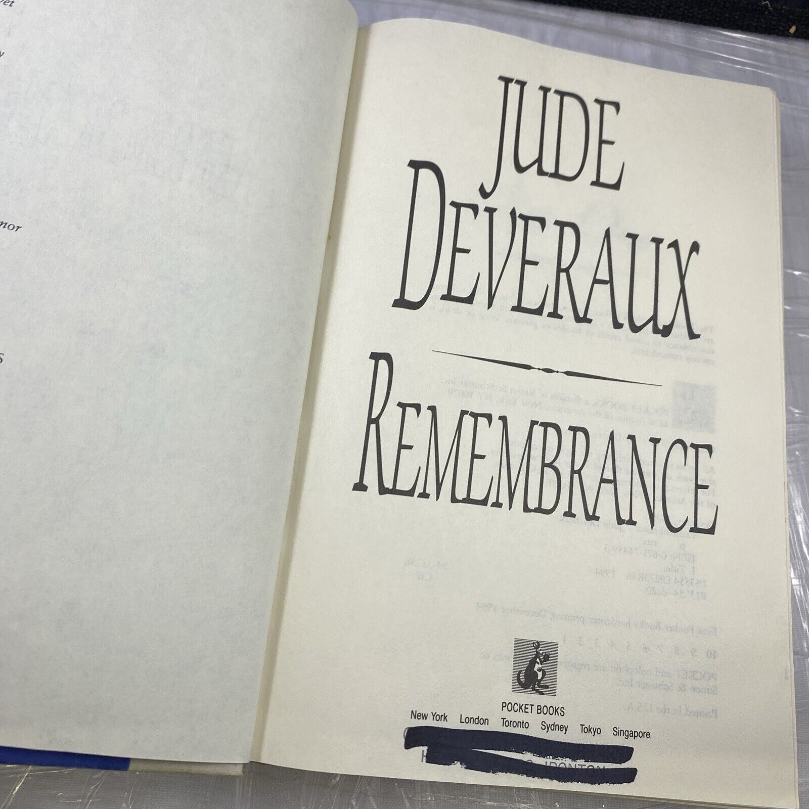Jude Deveraux. Remembrance - First Printing 1994 - hardcover Ex Library