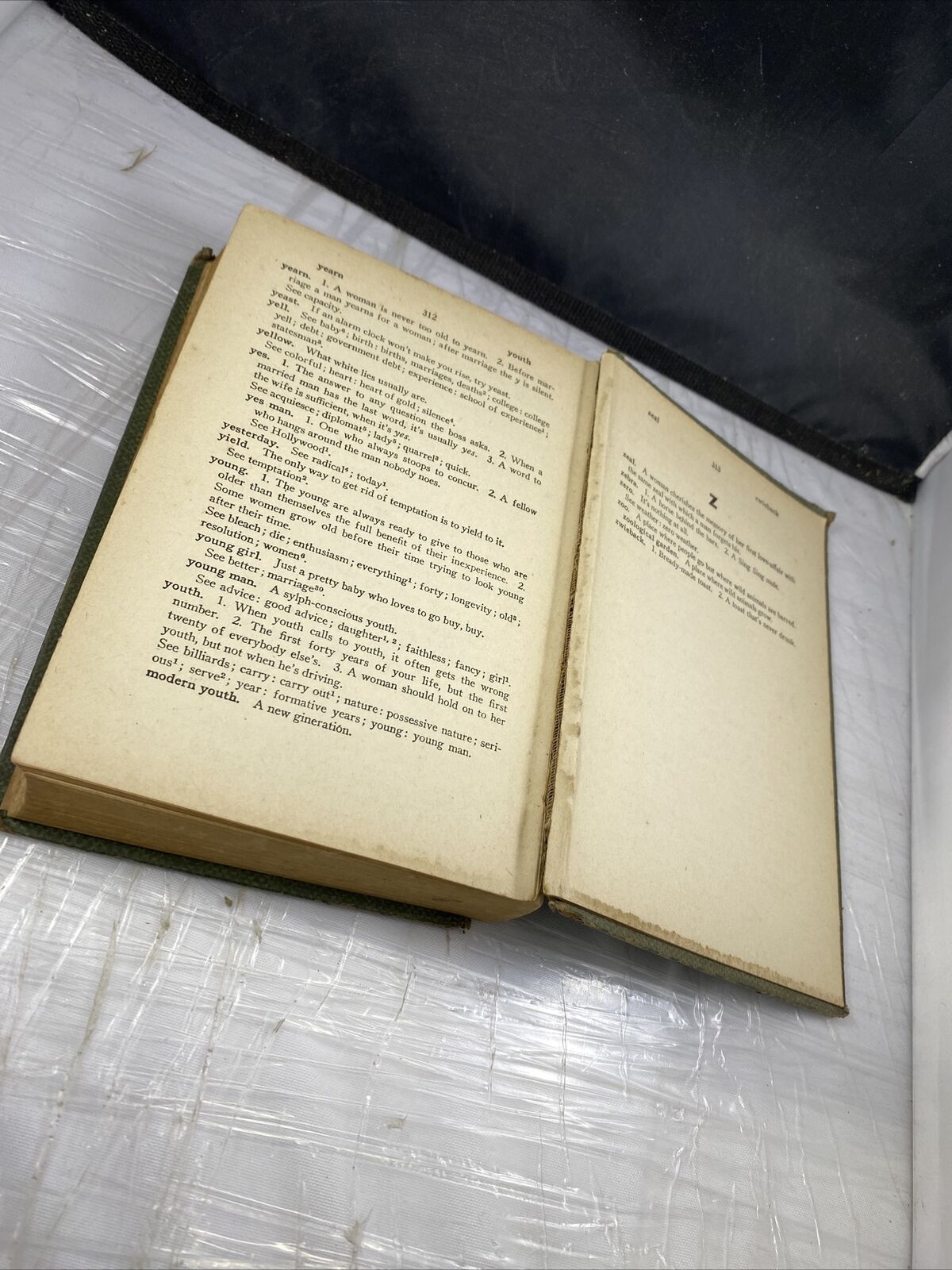 Esar's Comic Dictionary by Evan Esar 1940s First Edition Hardcover Book Rare