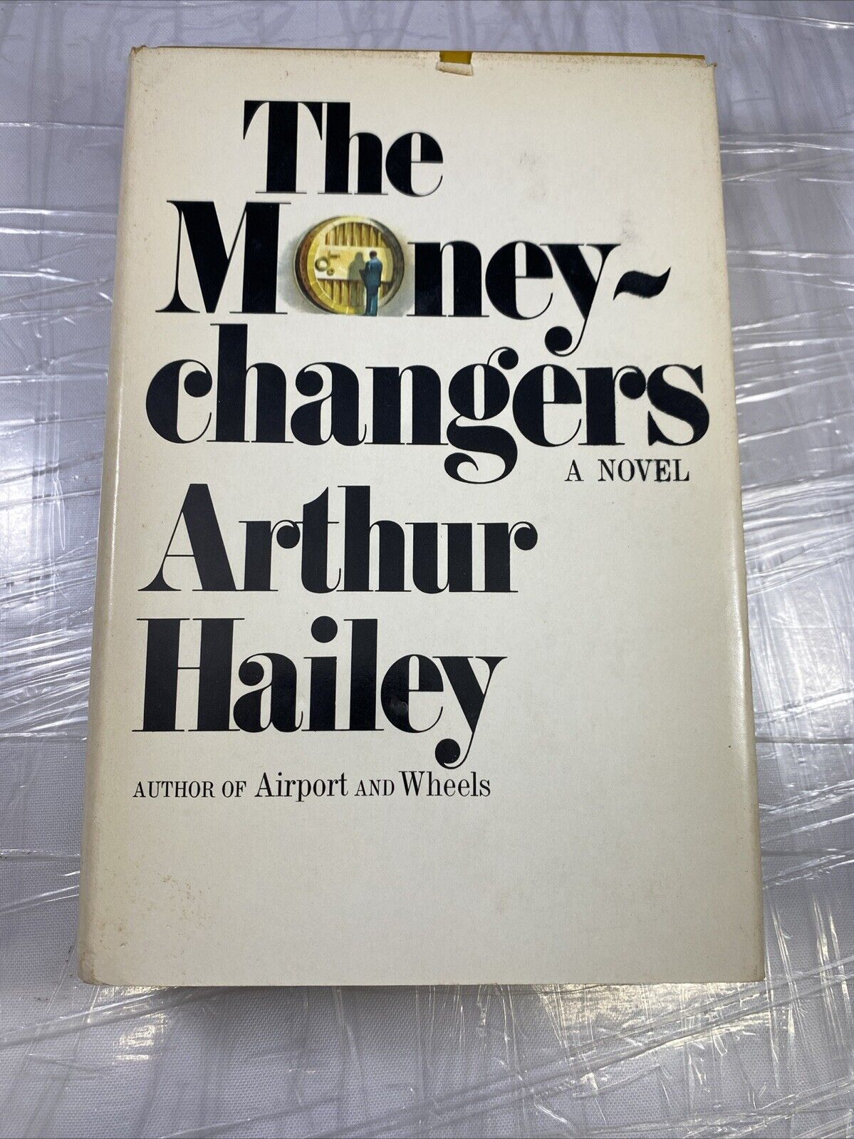 The Money Changers Hardcover by Arthur Hailey Book Club Edition 1975