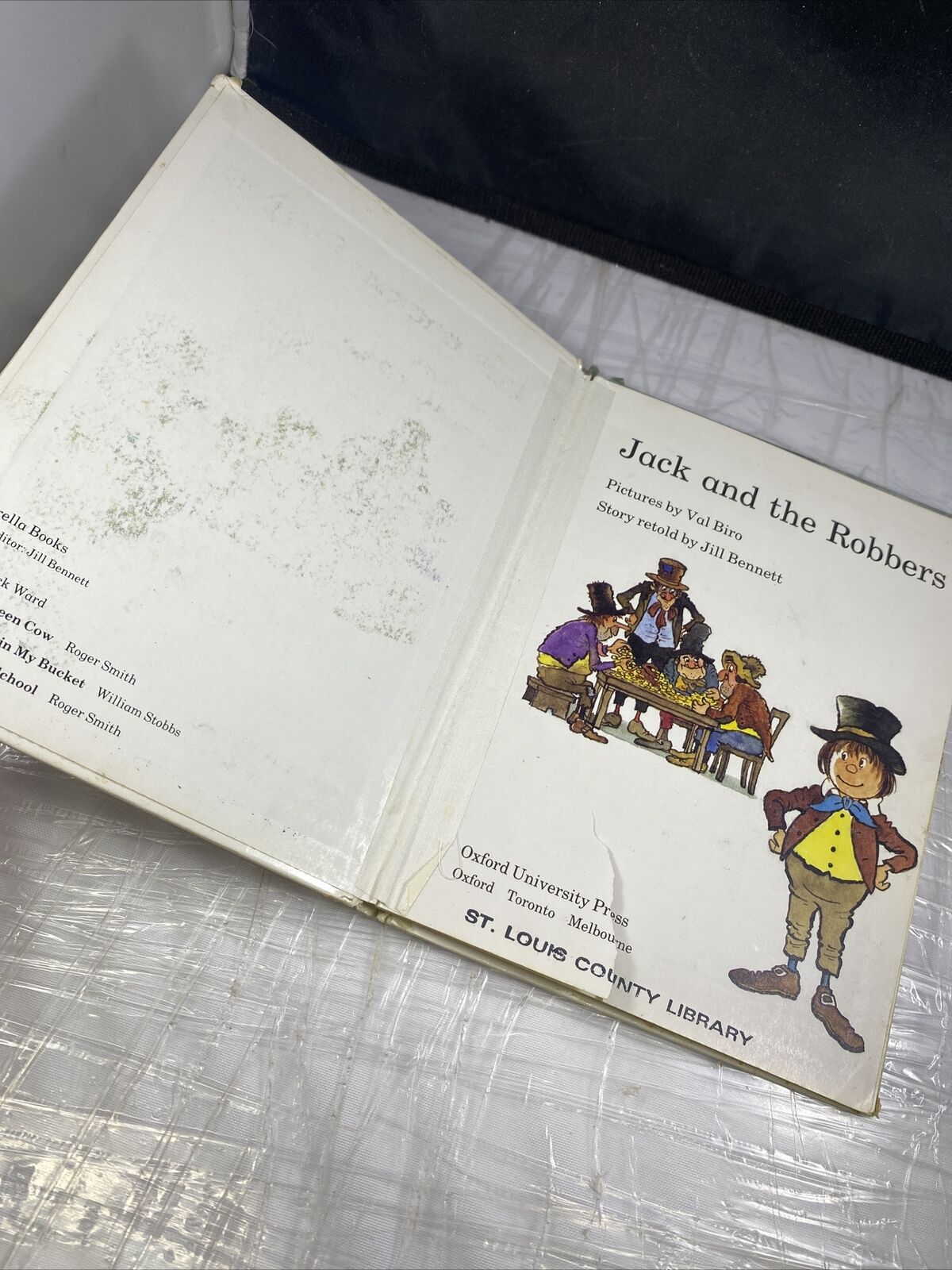 Jack and the Robbers By Jill Bennett, Val Biro. Rare Vintage Kids Book