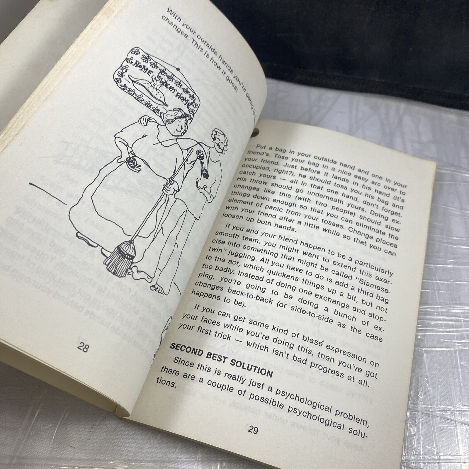 Juggling For The Complete Klutz Softcover Book No Beanbags Vintage DIY Guidebook
