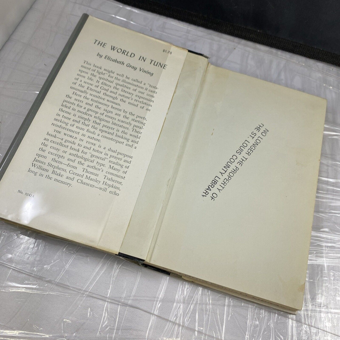 THE WORLD IN TUNE by Elizabeth Gray Vining Vintage Poetry STL County EX LIBRARY