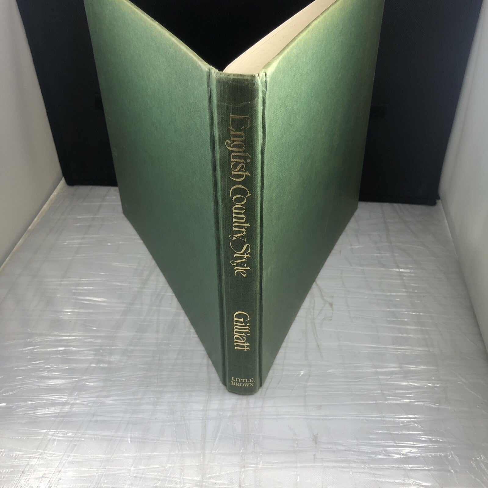 English Country Style By Mary Gilliat, 1986 1st American Edition Vintage HB Book