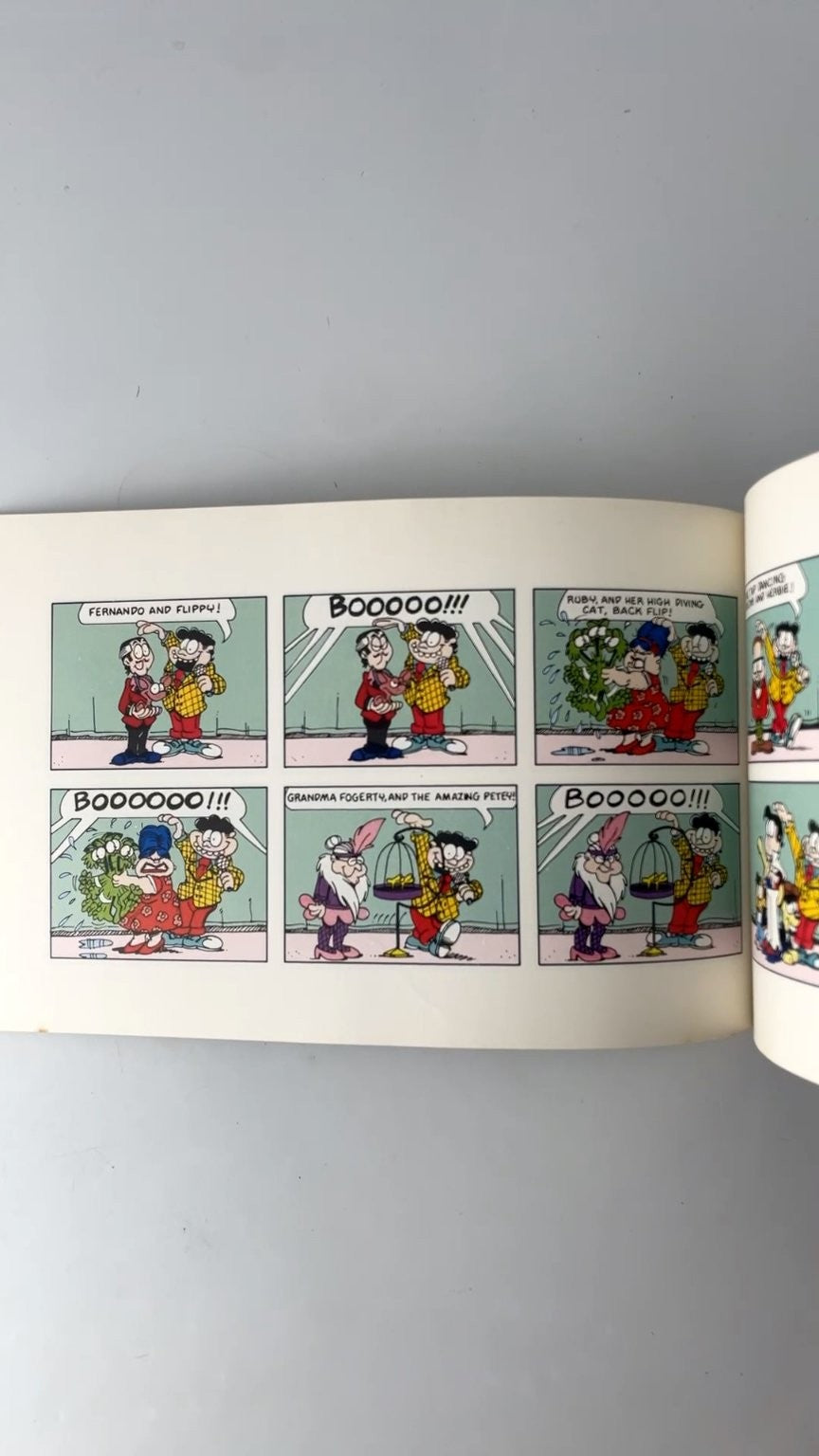 Garfield Goes Hollywood by Jim Davis 1st Ed 1987 Illustrated