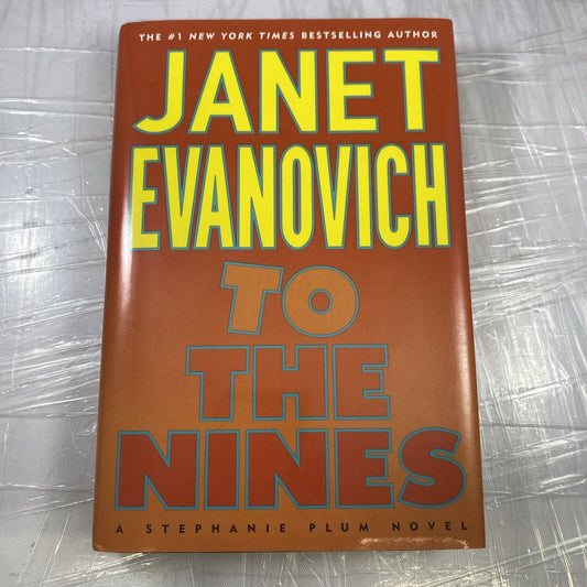 Janet Evanovich Hardcover Book- To The Nines - Hardcover VG! Book club Ed