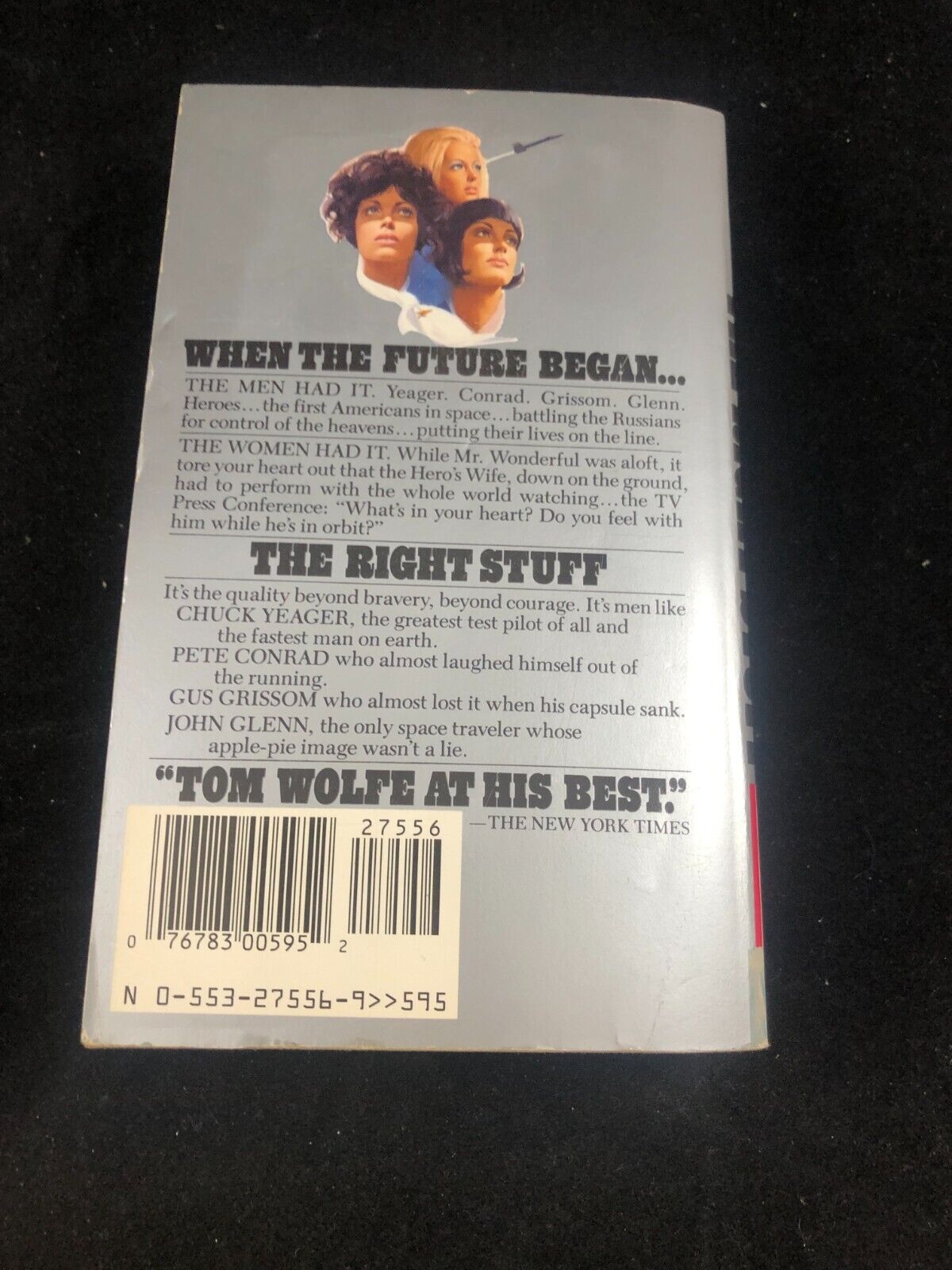 The Right Stuff by Tom Wolfe Bantam book paperback. see pics