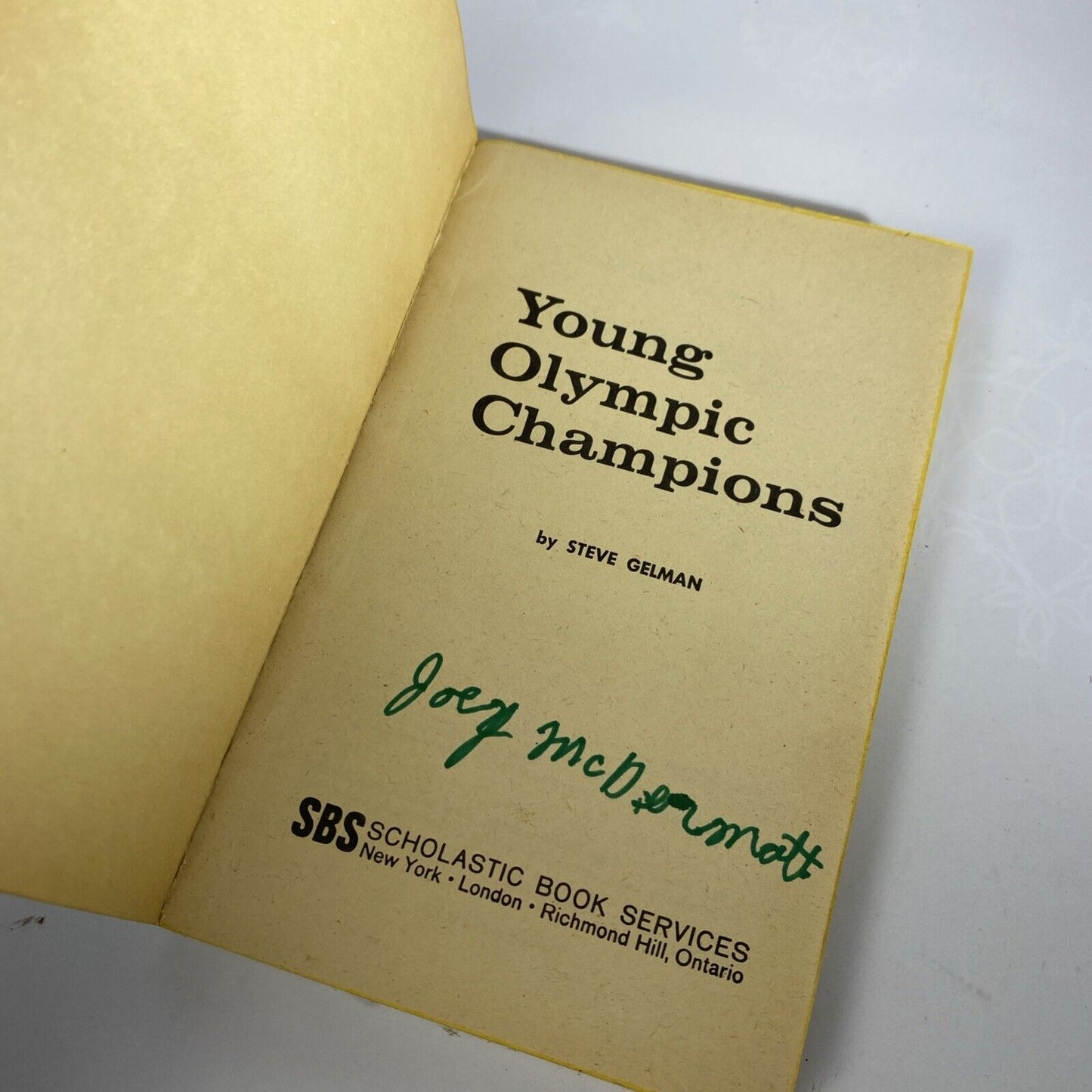 Young Olympic Champions-Steve Gelman -1968, Paperback-Scholastic Vintage Sports