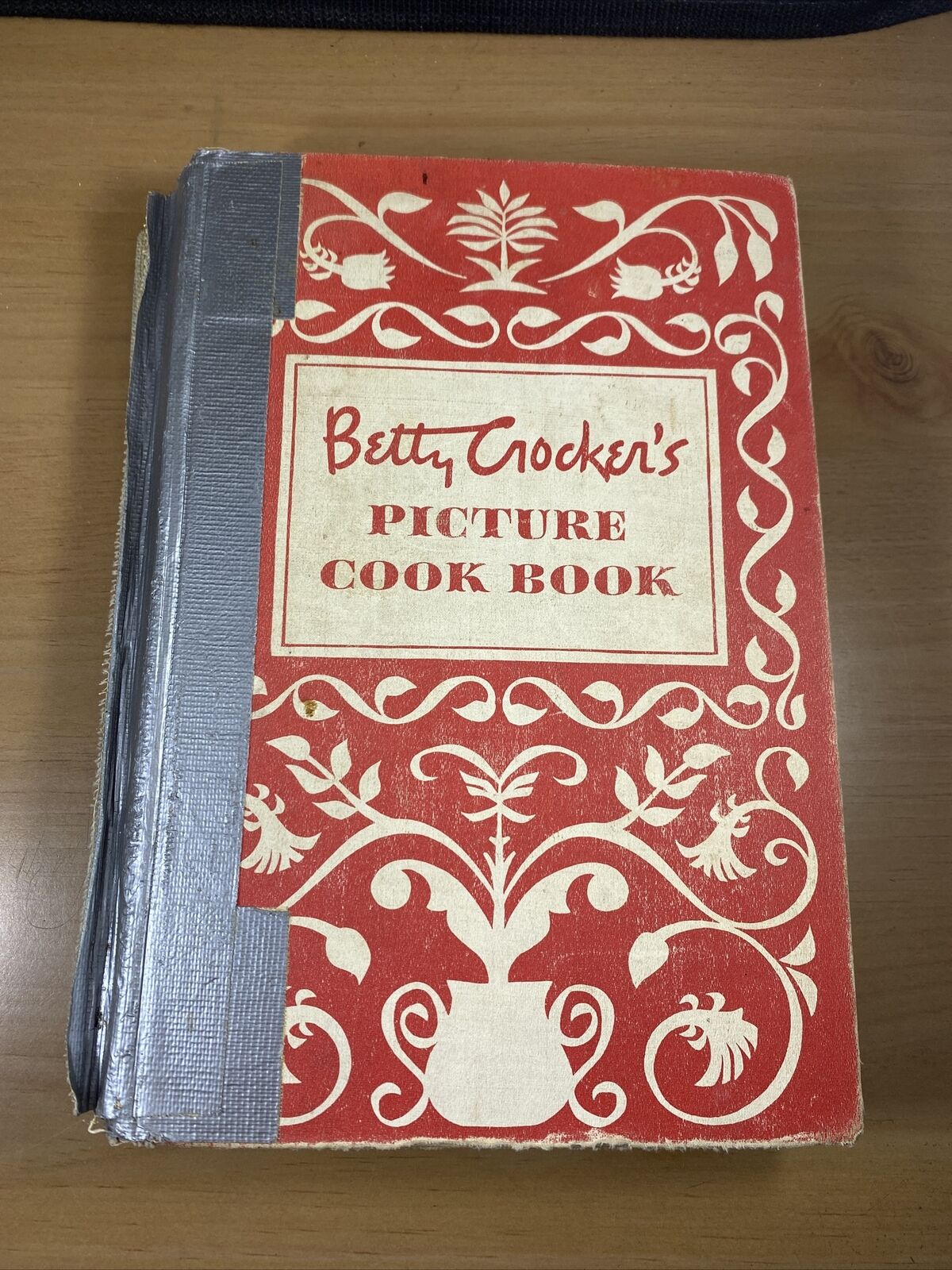 Betty Crocker's Picture Cook Book 1950 First Edition 9th Printing Hardcover