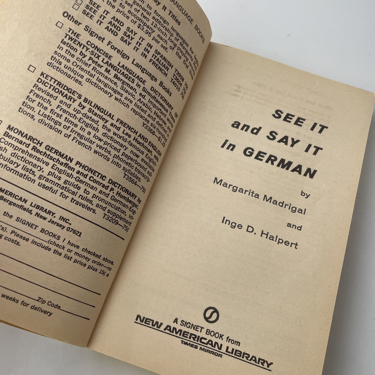 Vintage See It & Say It in German A Signet Language Book by Margarita Madrigal