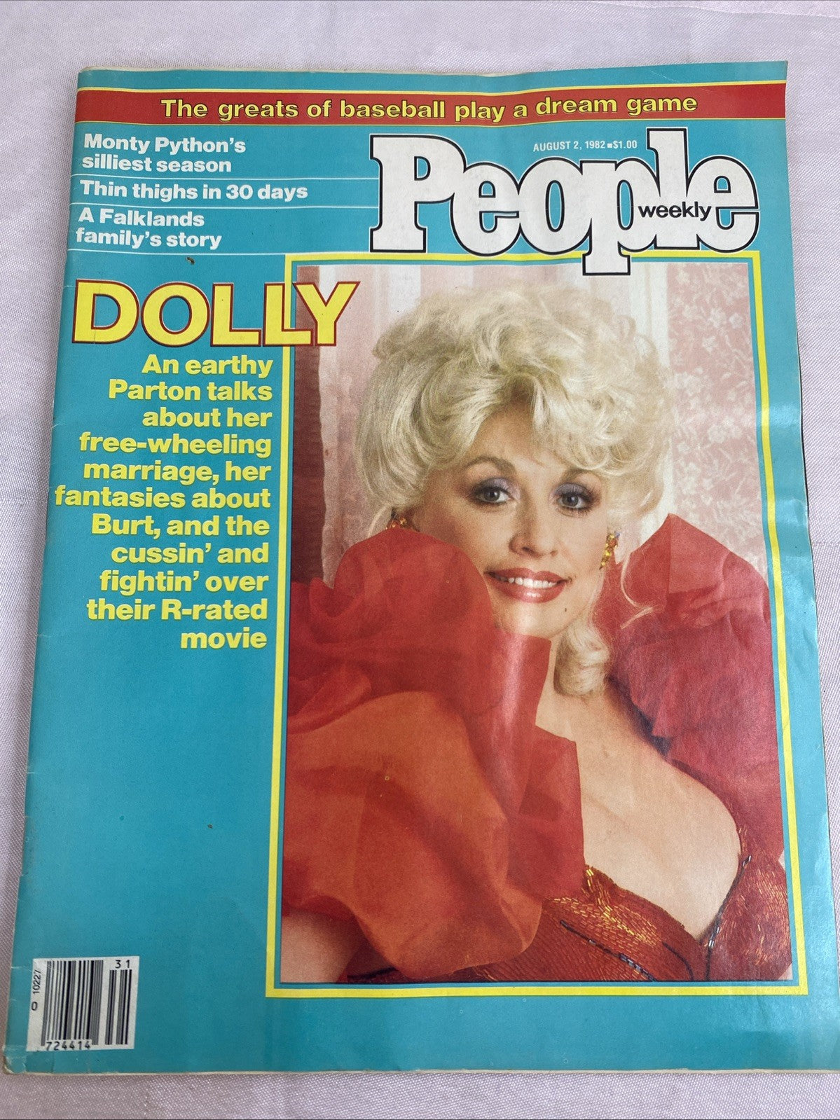People Magazine, Aug 2 1982 DOLLY Baseball Dream Game Monty Python