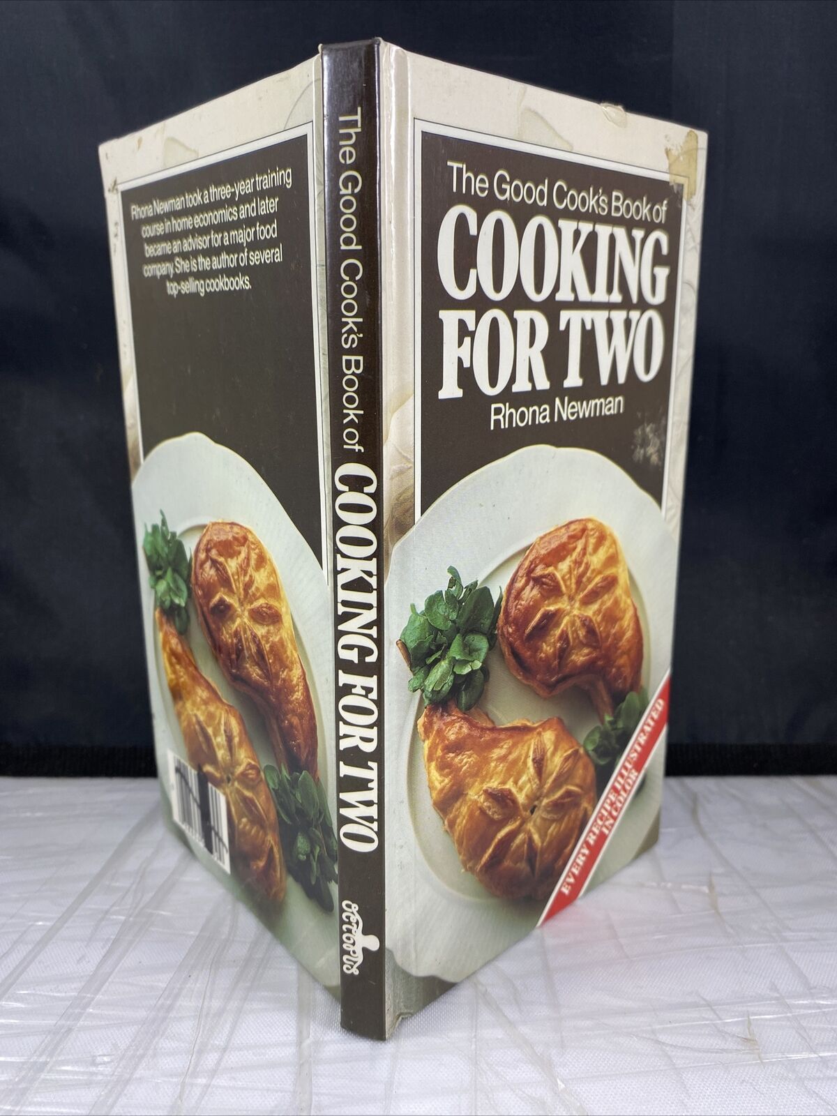 Margaret Fulton's BOOK OF COOKING FOR TWO HARD COVER BOOK VGC