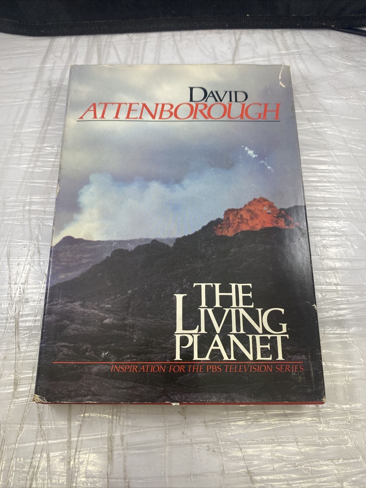 THE LIVING PLANET David Attenborough (Little Brown & Co. 1984, hc) Vintage