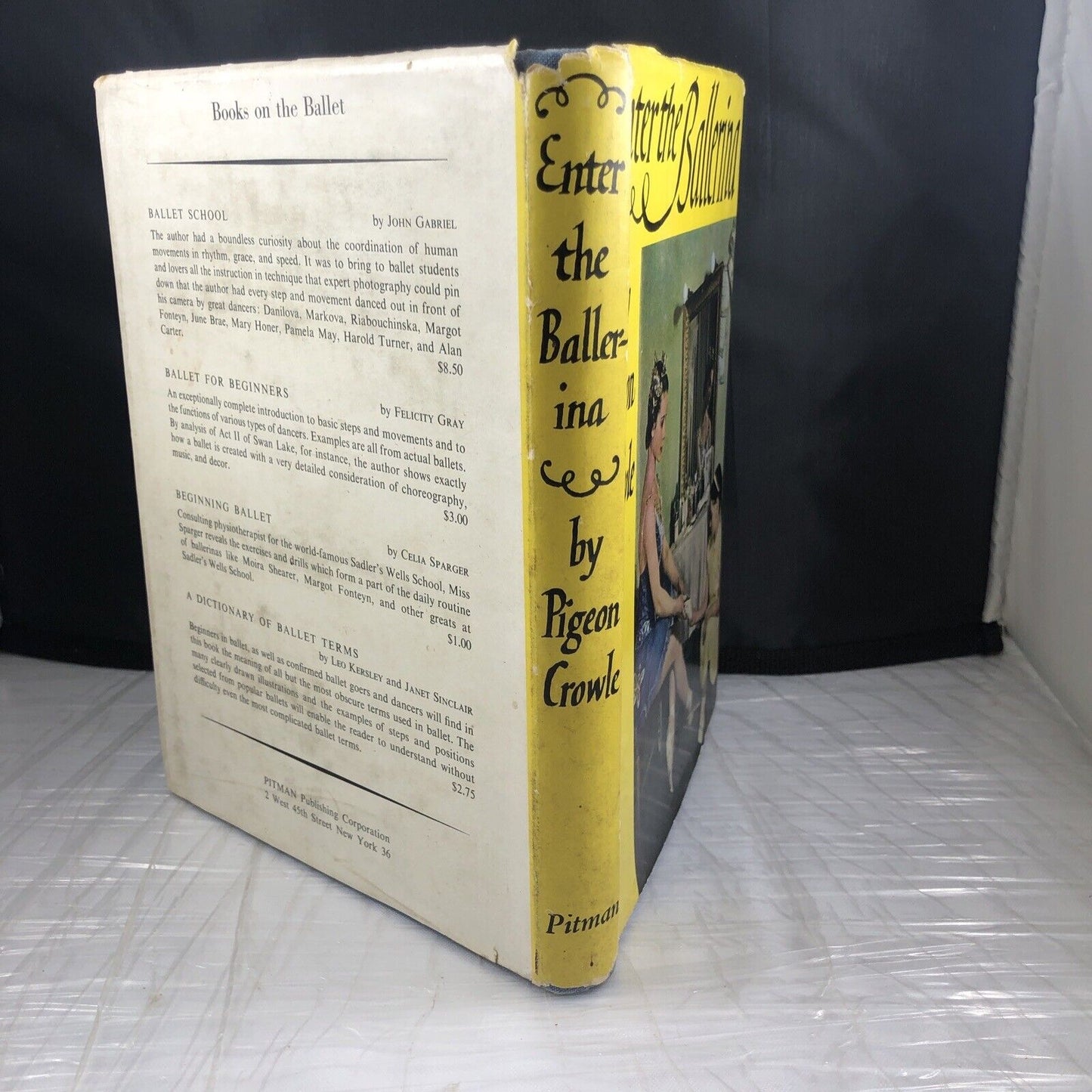 Enter The Ballerina. (Pigeon Crowle - 1955) Vintage Dancing Book