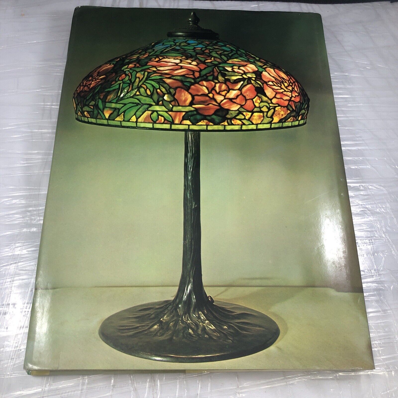 Glass Of The World By George Savage 70s Antique Collectibles Book Vintage